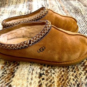 UGG Tasman Slipper EU 38 / 7.5 womens